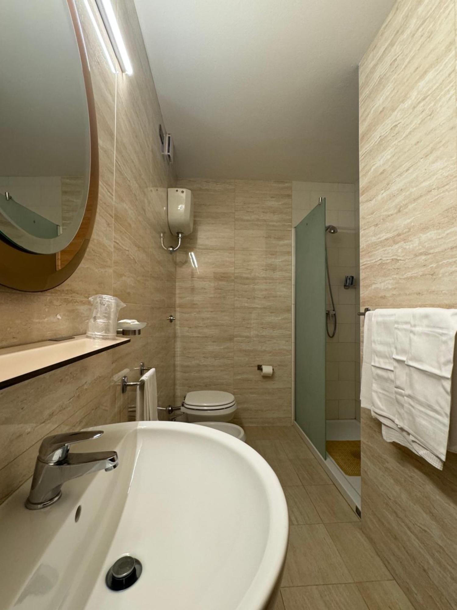 Da Beppe Hotel Chiesina Uzzanese Exterior photo