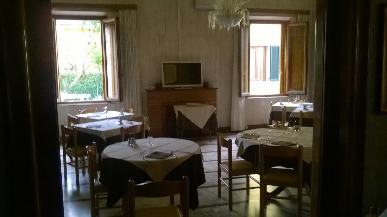 Da Beppe Hotel Chiesina Uzzanese Exterior photo
